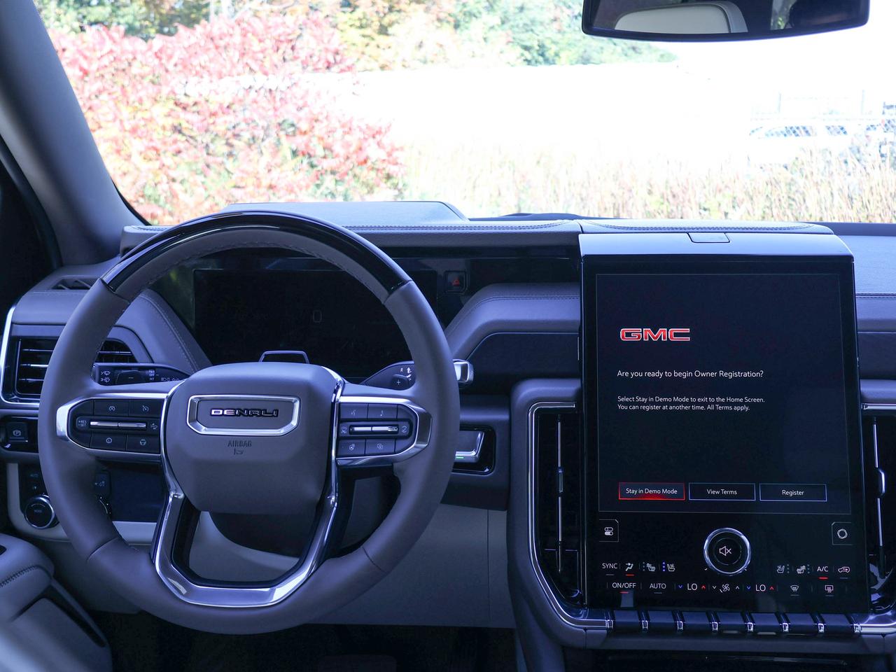 2027 GMC Yukon Denali Photo