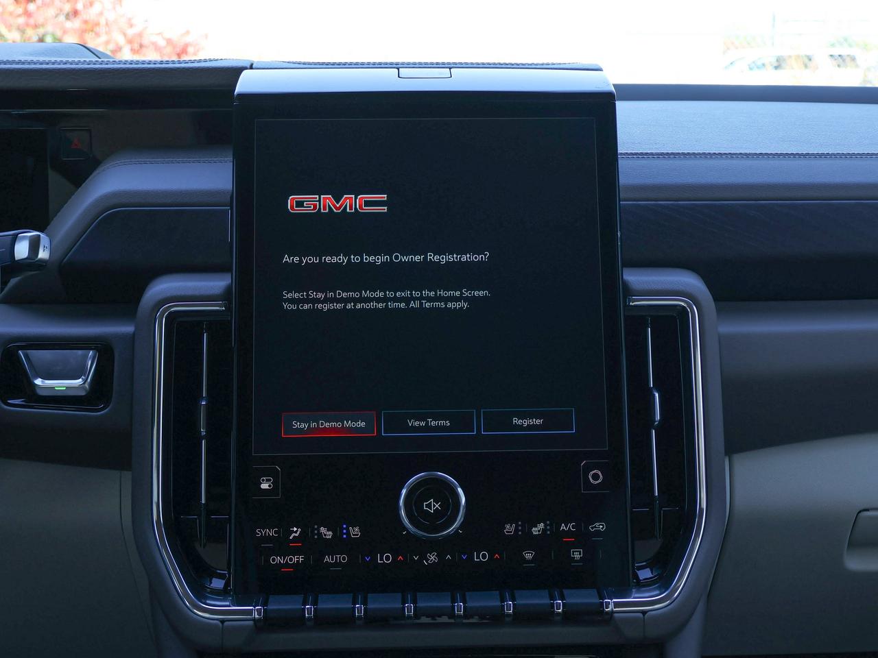 2027 GMC Yukon Denali Photo