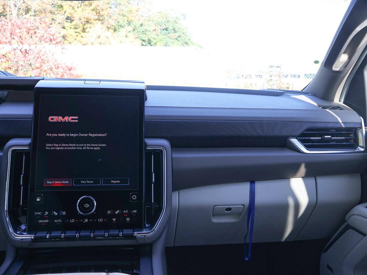 2027 GMC Yukon Denali Photo