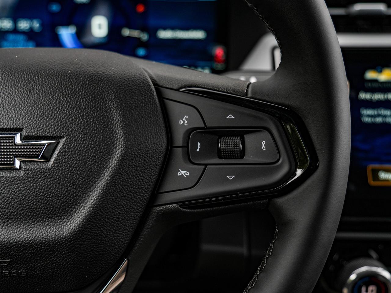 2027 Chevrolet Bolt LT Photo
