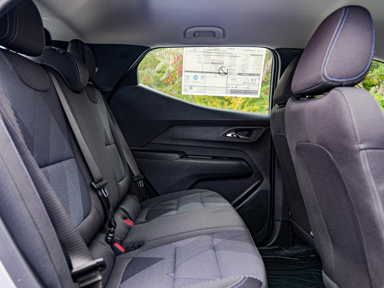 2027 Chevrolet Bolt LT Photo