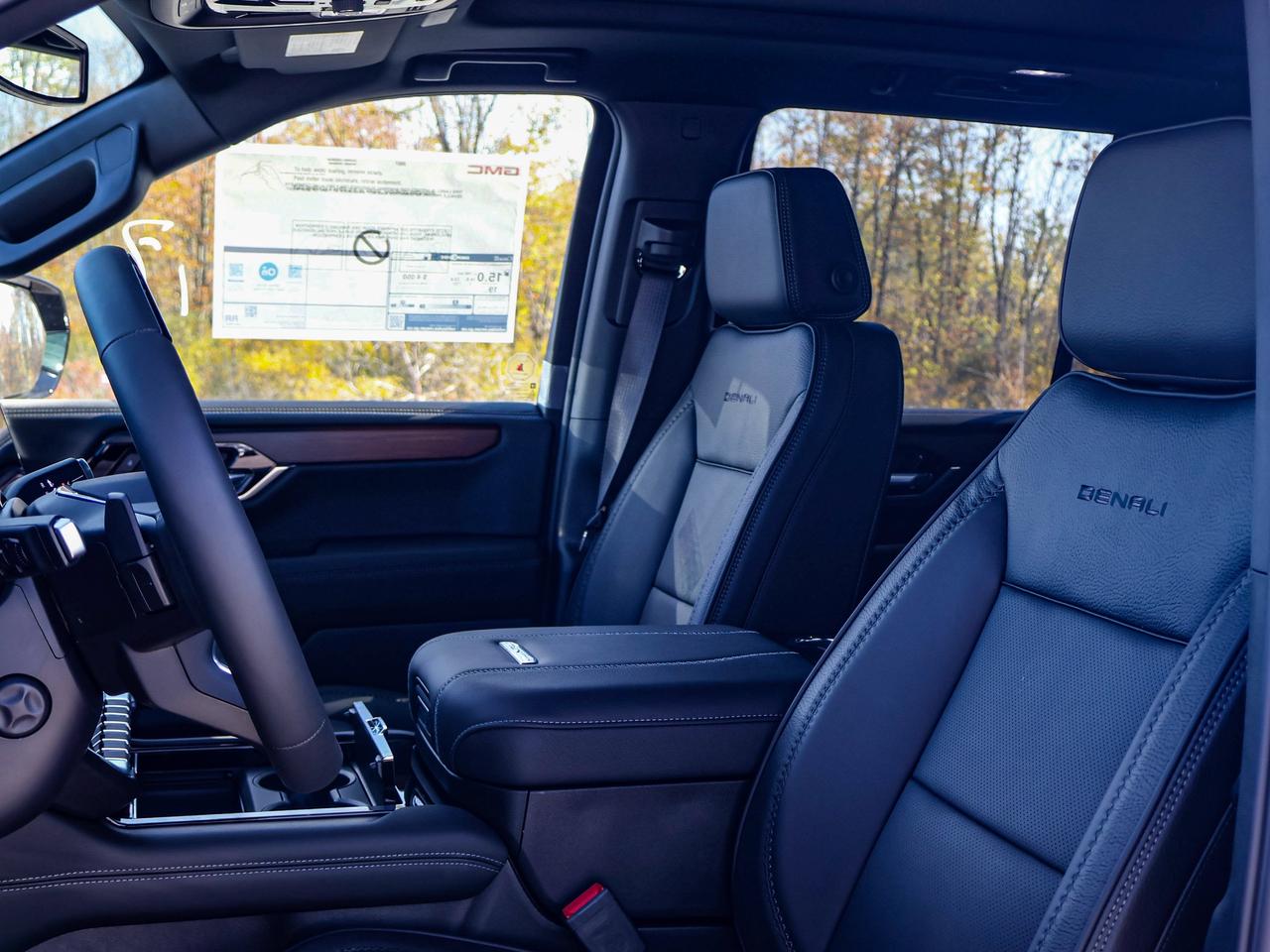 2027 GMC Yukon Denali Photo