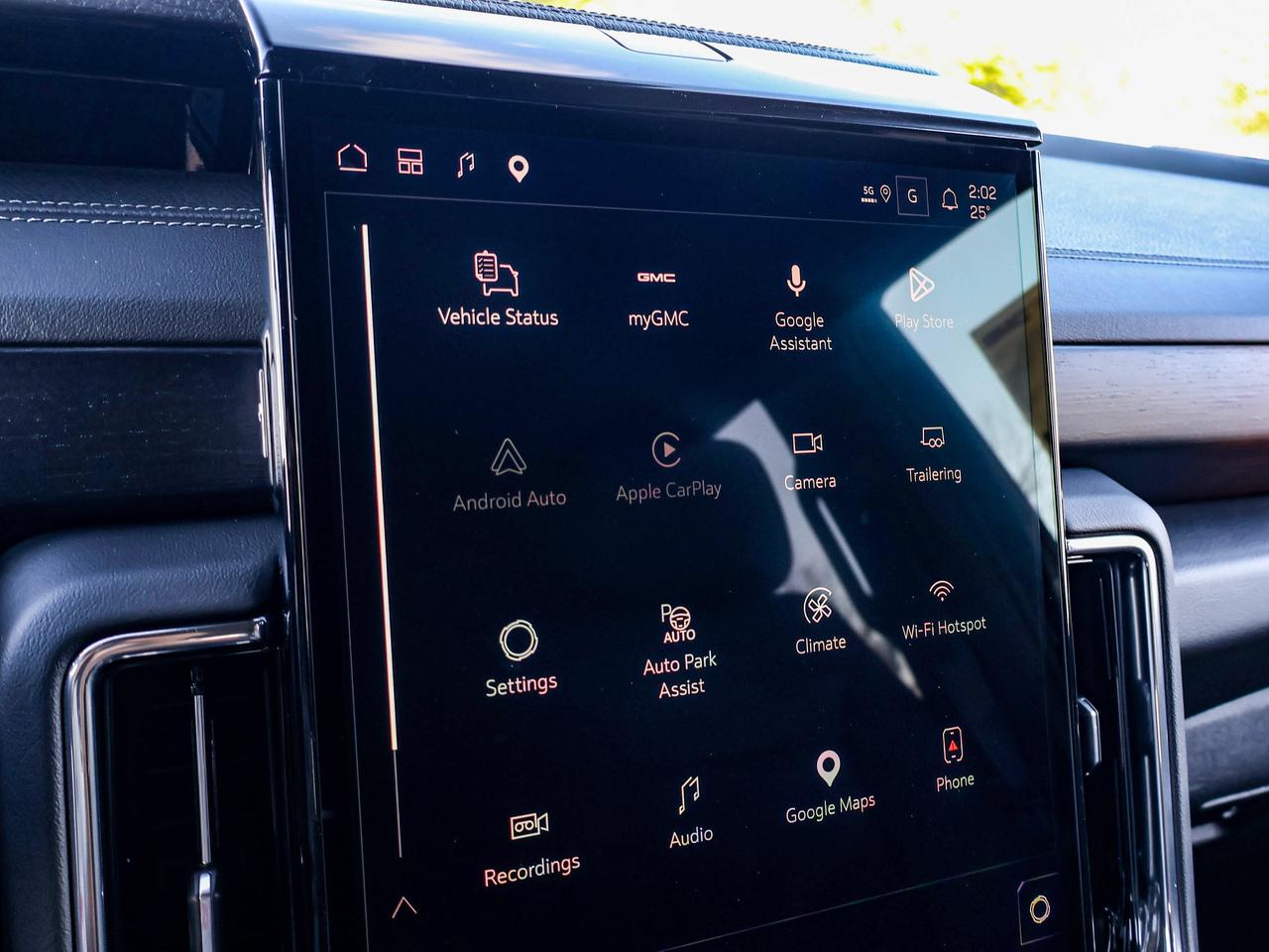2027 GMC Yukon Denali Photo