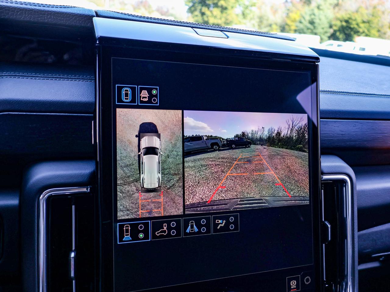 2027 GMC Yukon Denali Photo
