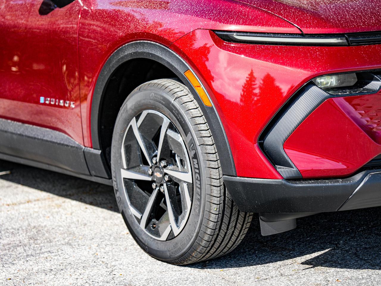 2027 Chevrolet Equinox EV LT1 w/PCY Photo3