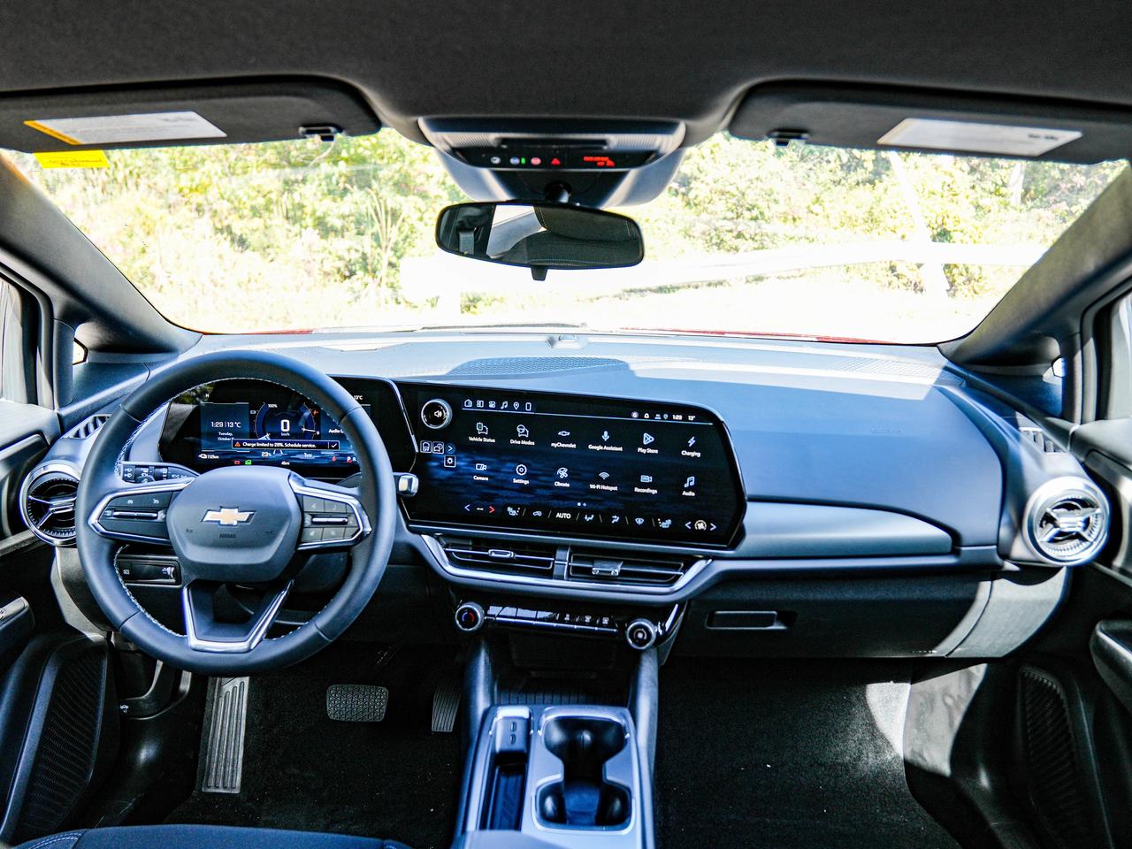 2027 Chevrolet Equinox EV LT1 w/PCY Photo