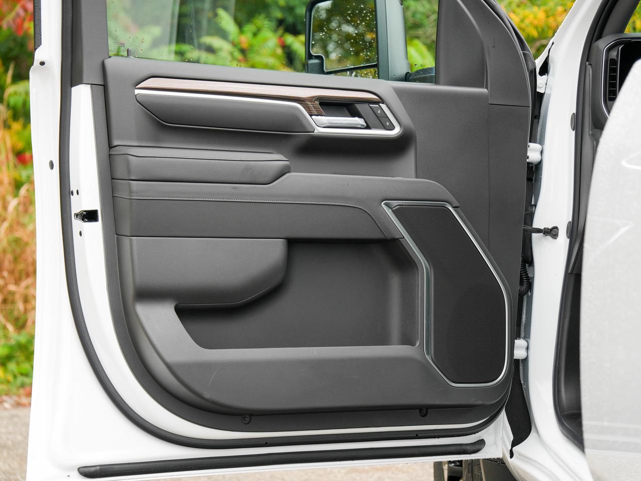 2026 Chevrolet SILVERADO 2500HD LT Photo