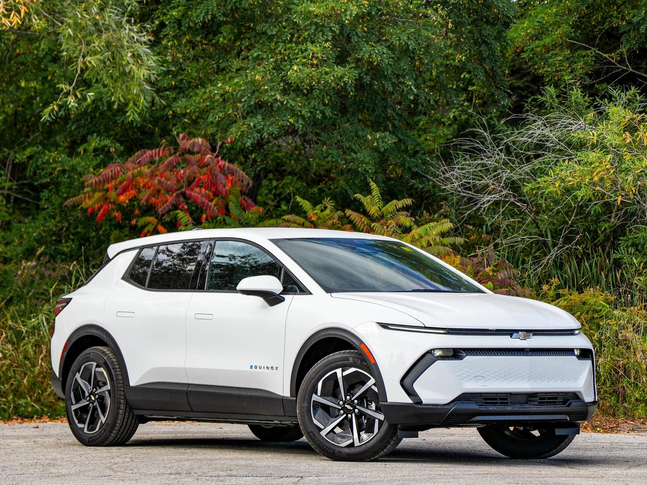 2027 Chevrolet Equinox EV LT1 w/PCY Photo