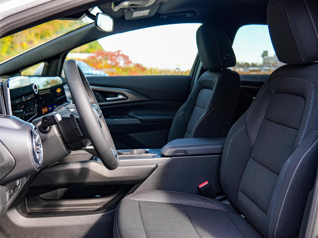2027 Chevrolet Equinox EV LT1 w/PCY Photo