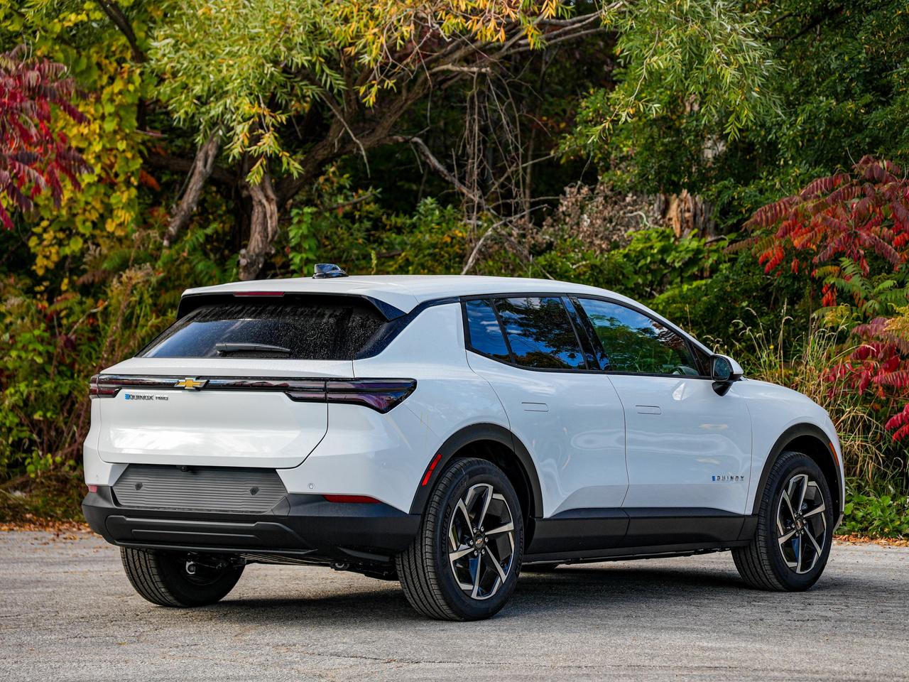 2027 Chevrolet Equinox EV LT1 w/PCY Photo