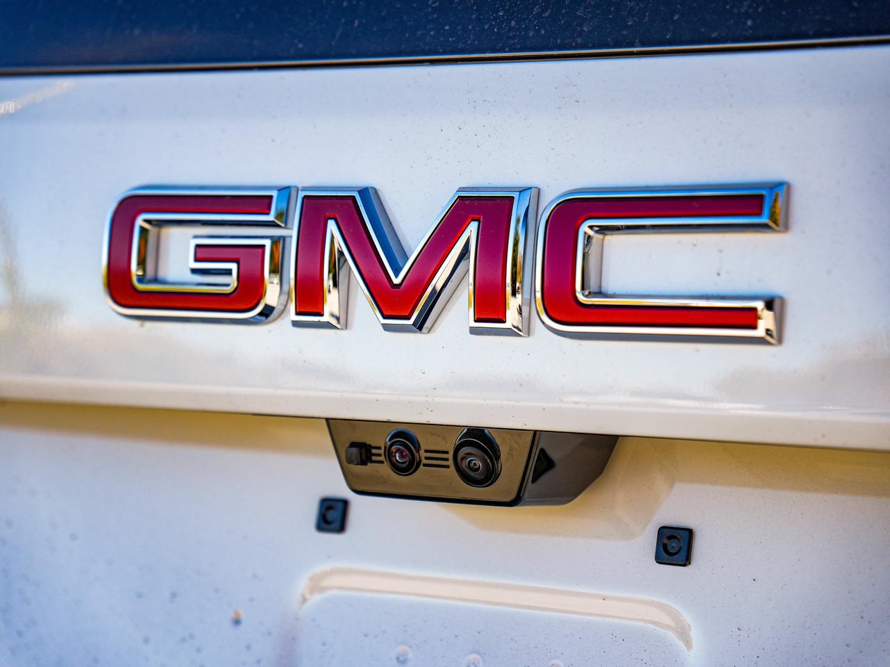 2027 GMC Yukon AT4 Ultimate Photo