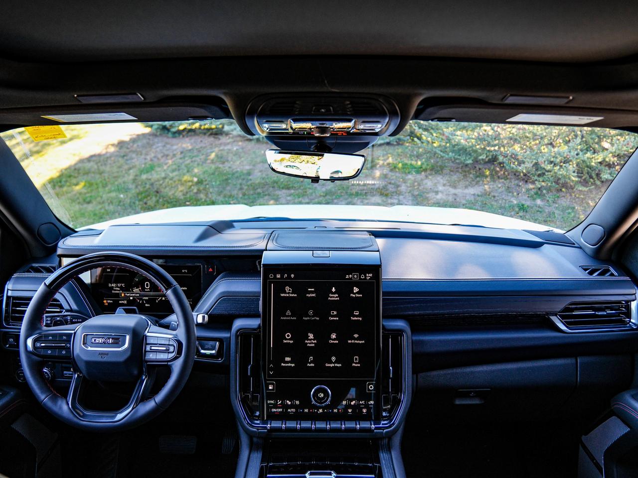 2027 GMC Yukon AT4 Ultimate Photo
