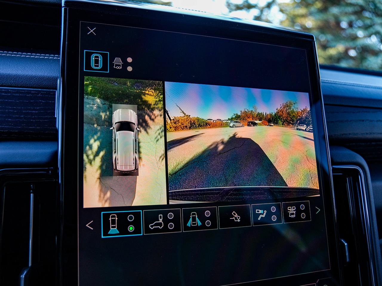 2027 GMC Yukon AT4 Ultimate Photo