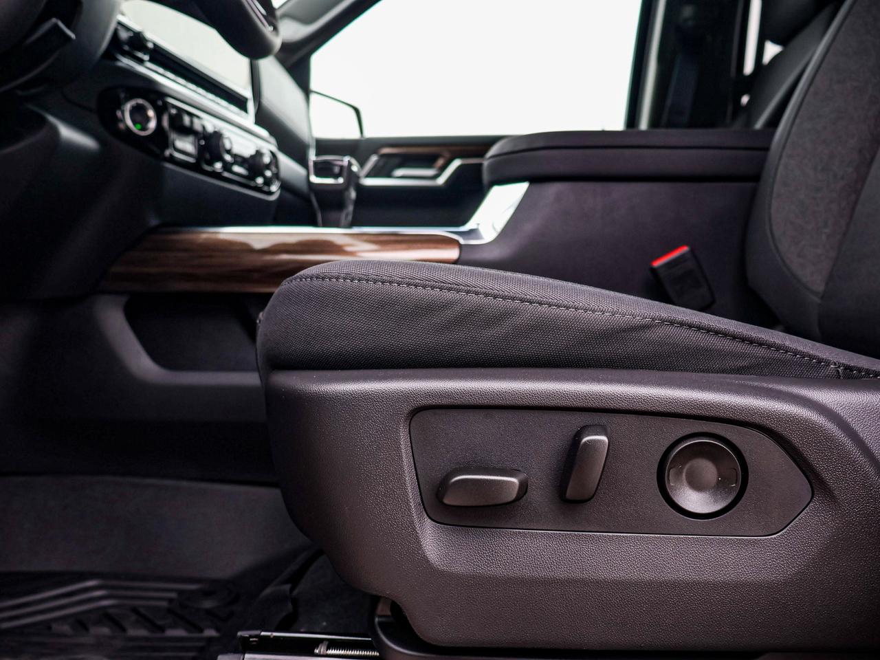 2026 Chevrolet Silverado 1500 RST Photo