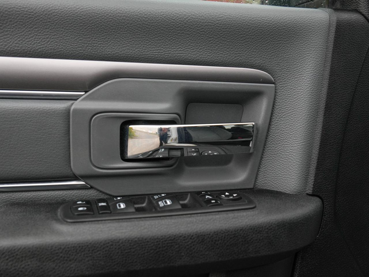 2022 RAM 1500 Classic SLT Photo