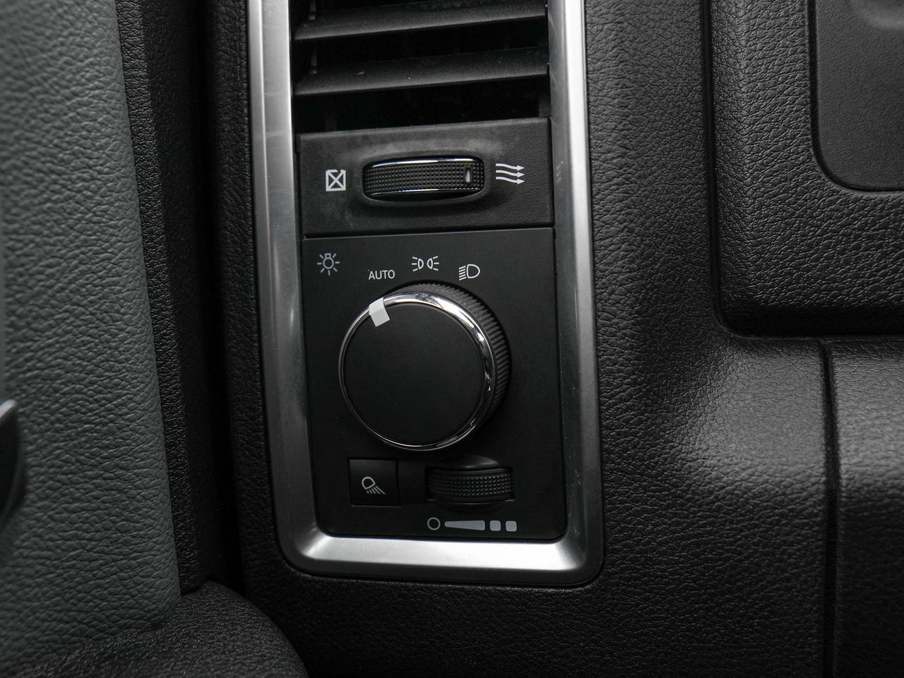 2022 RAM 1500 Classic SLT Photo