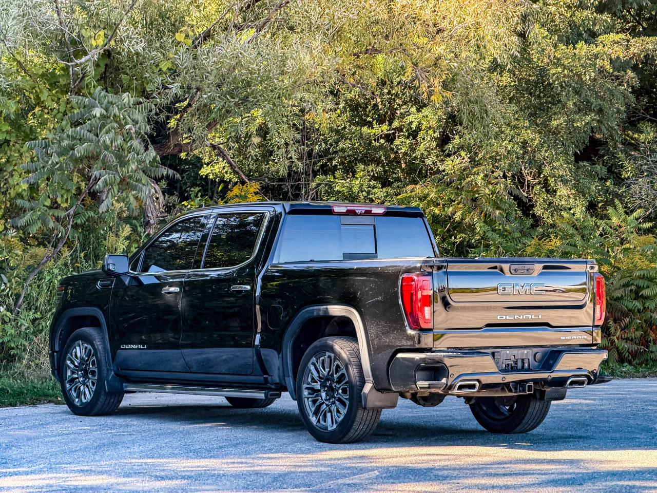 2025 GMC Sierra 1500 Denali Ultimate Photo