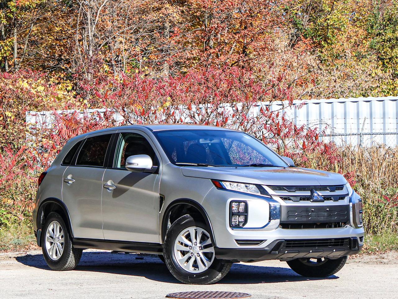 2022 Mitsubishi RVR ES Photo5