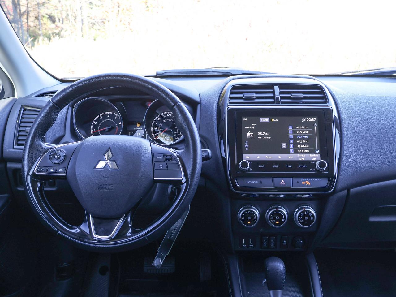 2022 Mitsubishi RVR ES Photo
