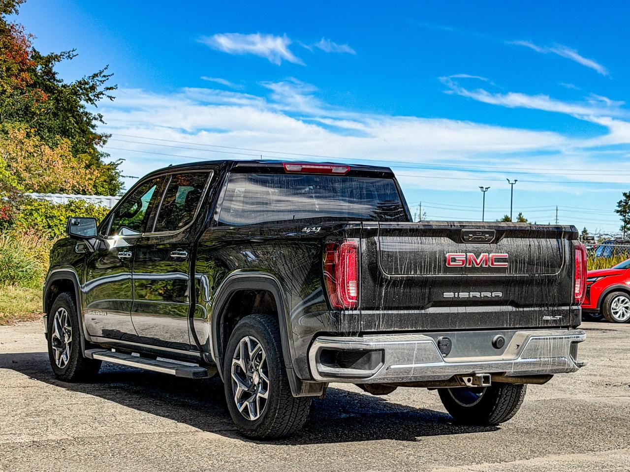 2025 GMC Sierra 1500 SLT Photo