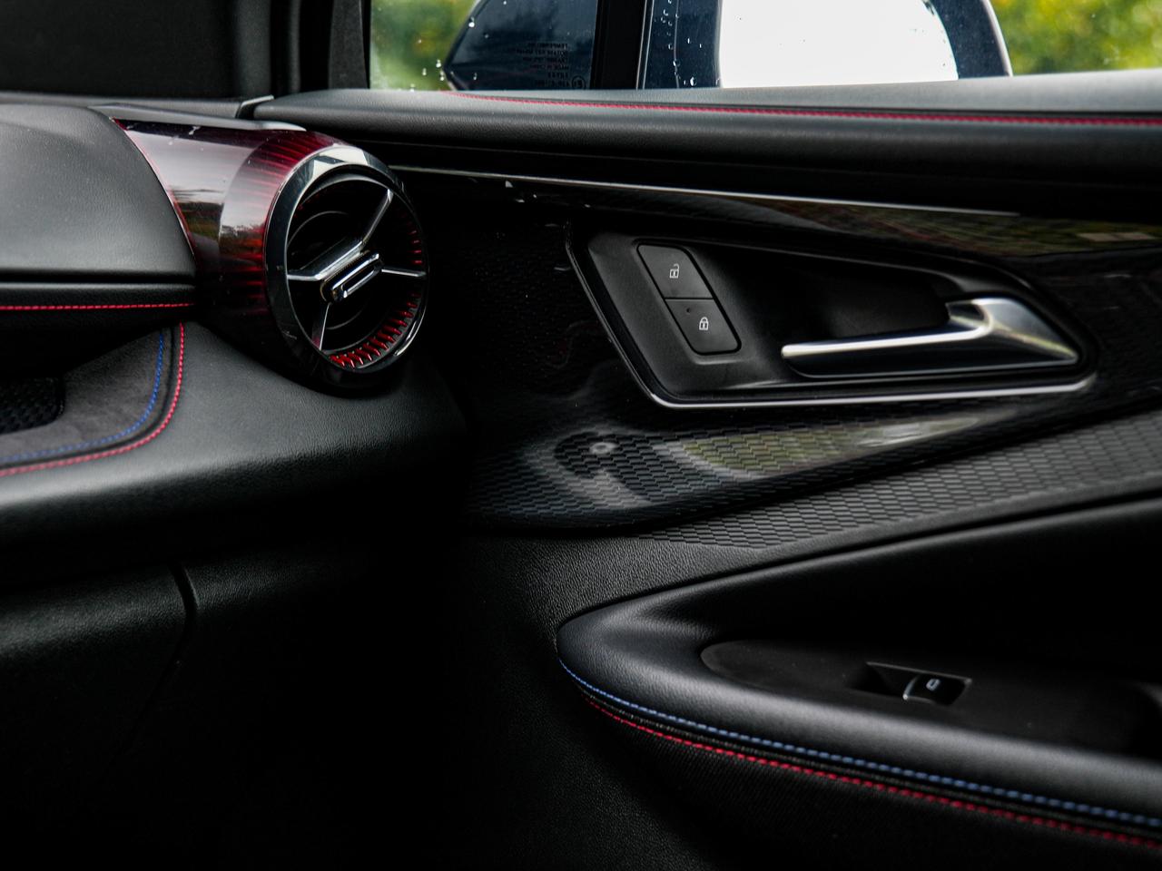 2024 Chevrolet Blazer EV eAWD RS Photo