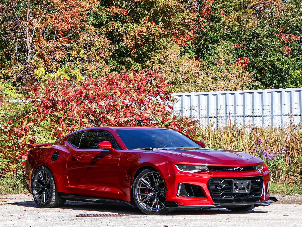 2021 Chevrolet Camaro ZL1 Photo1
