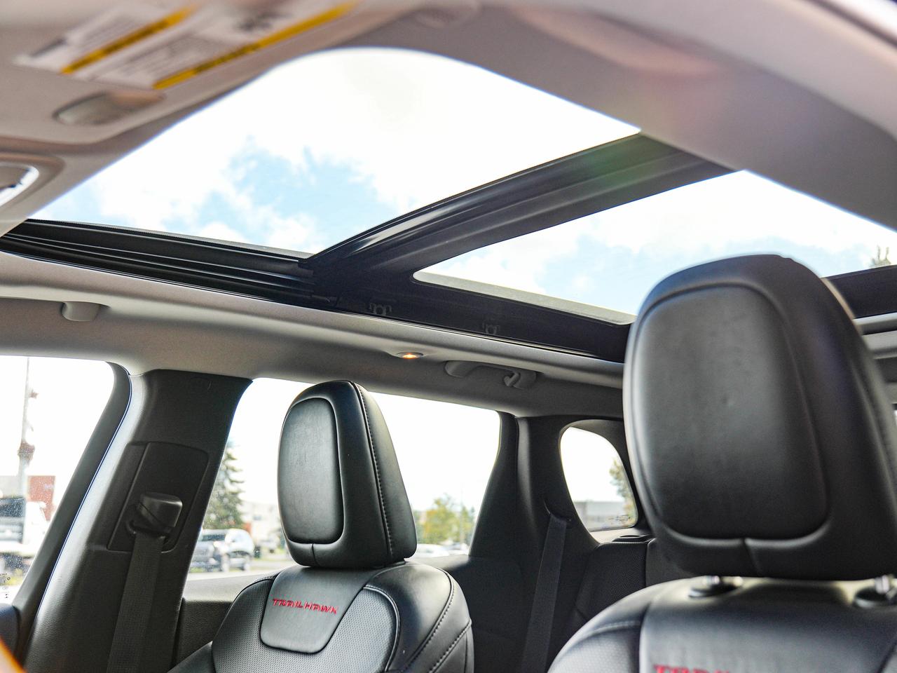 2021 Jeep Cherokee Trailhawk Elite Photo