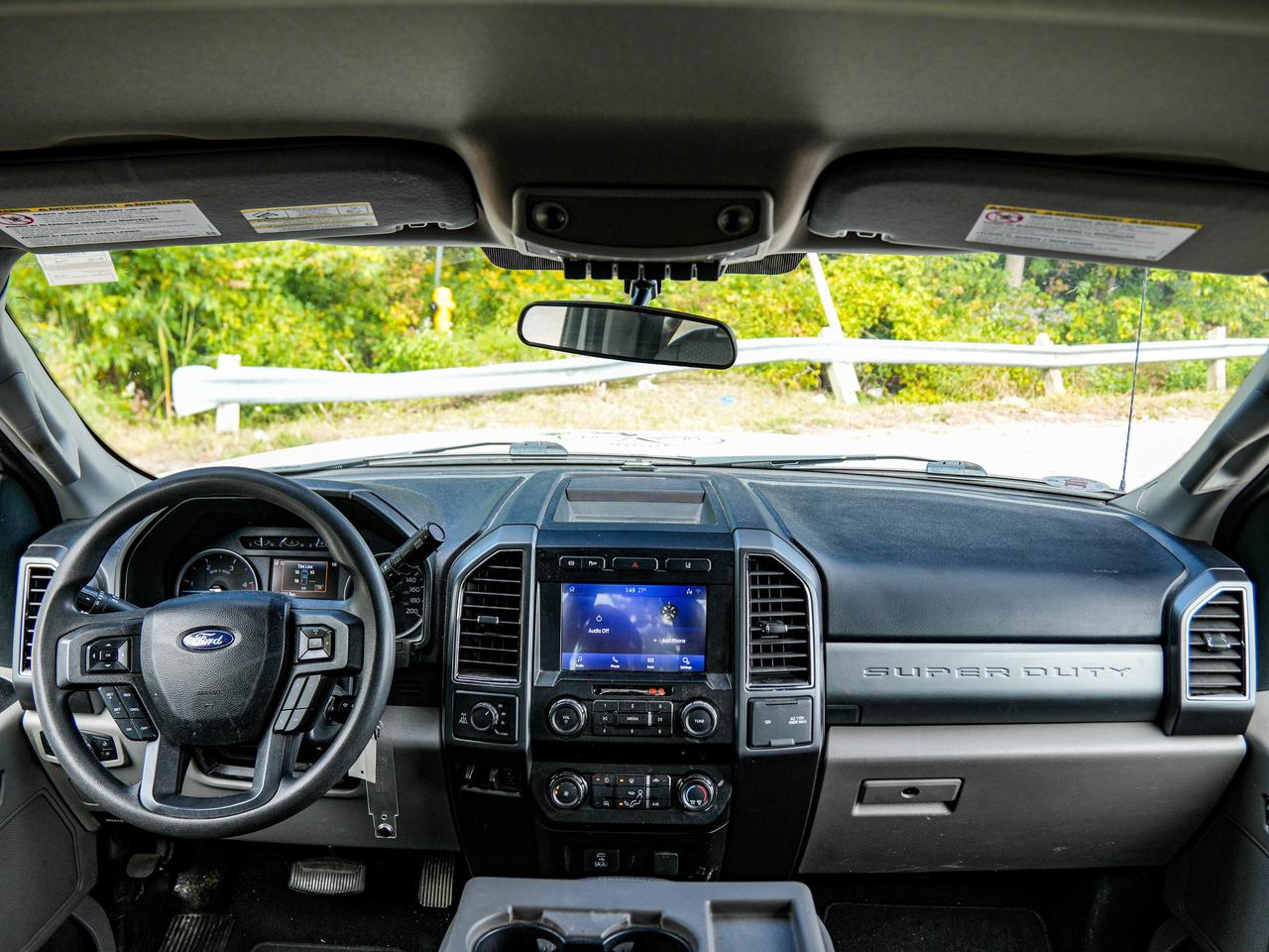 2020 Ford SUPER DUTY F-350 SRW XLT Photo