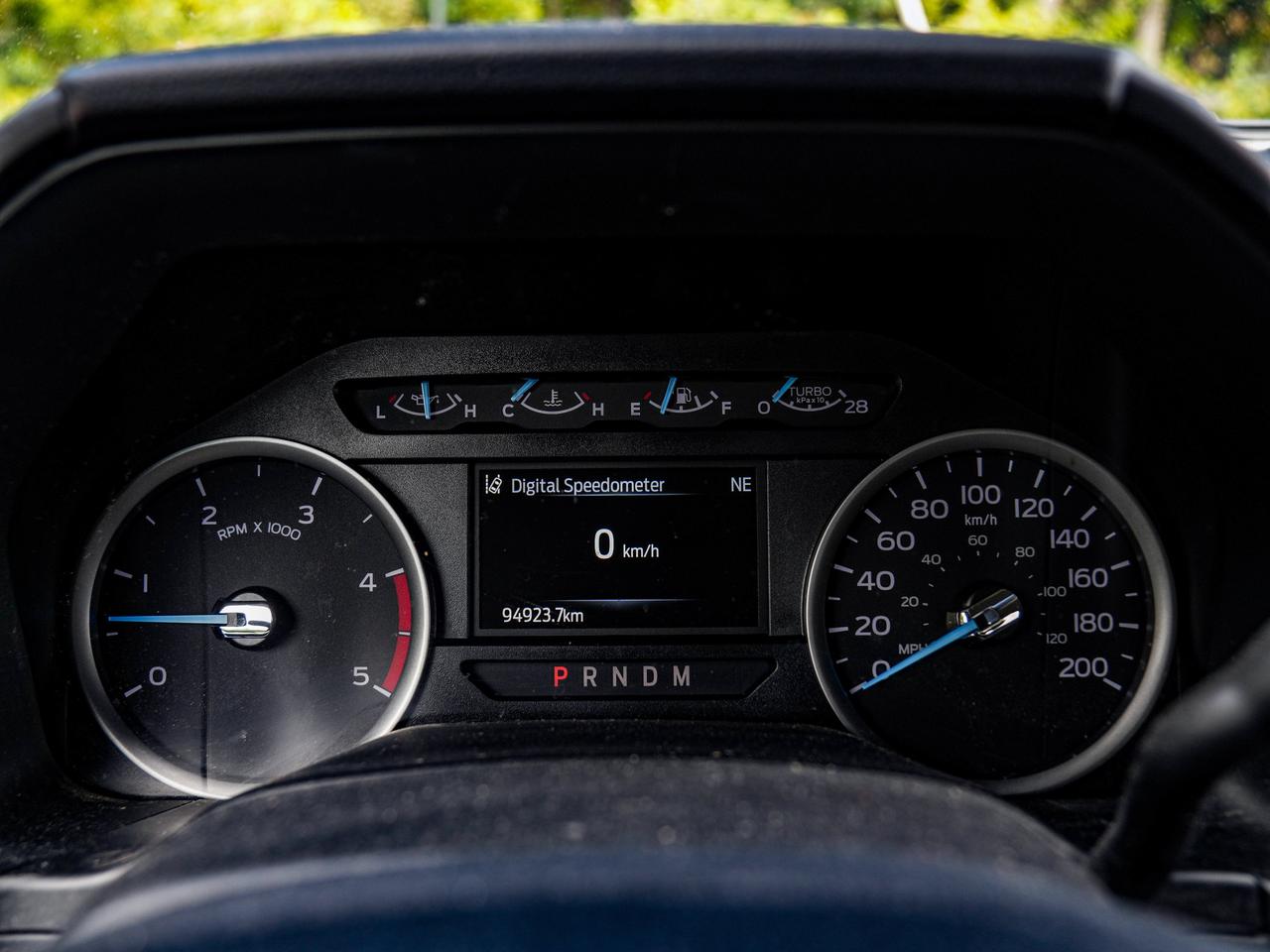 2020 Ford SUPER DUTY F-350 SRW XLT Photo