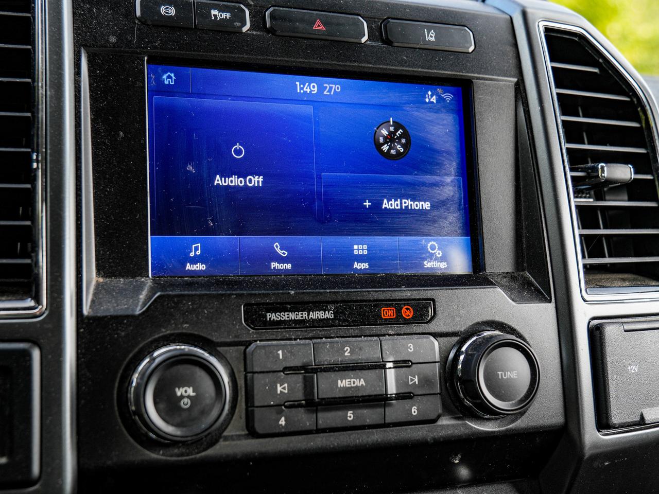 2020 Ford SUPER DUTY F-350 SRW XLT Photo