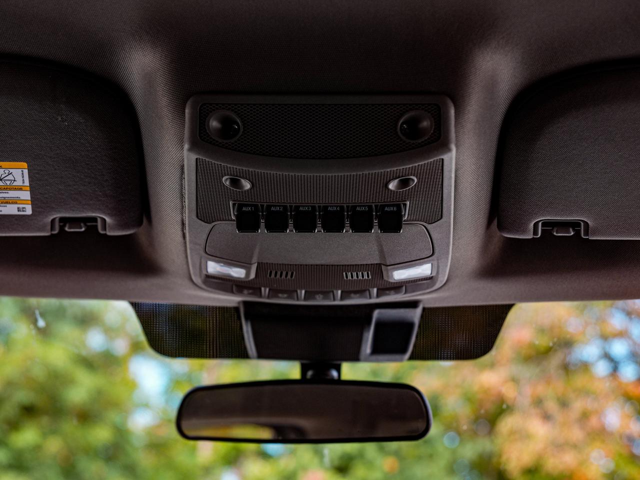 2020 Ford SUPER DUTY F-350 SRW XLT Photo