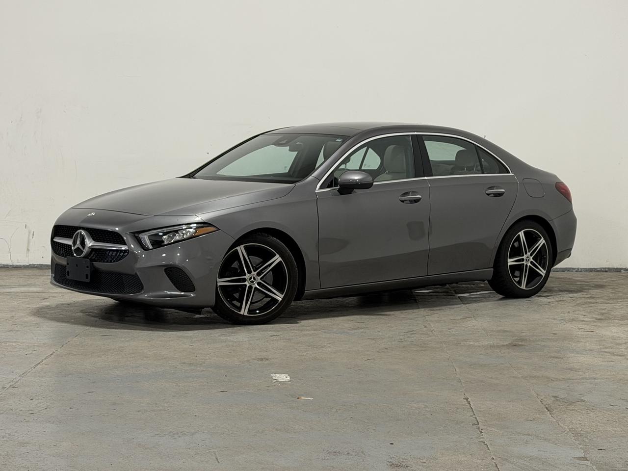 2022 Mercedes-Benz A-Class A 220 | CARPLAY | SUNROOF | NAVI | LEATHER - Photo #1