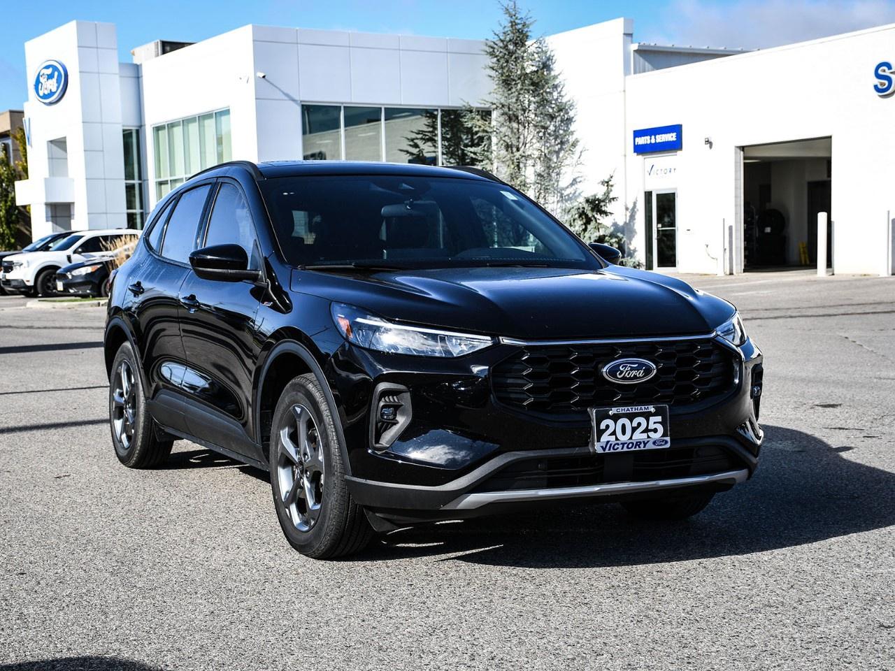 2025 Ford Escape ST-Line Select AWD Photo