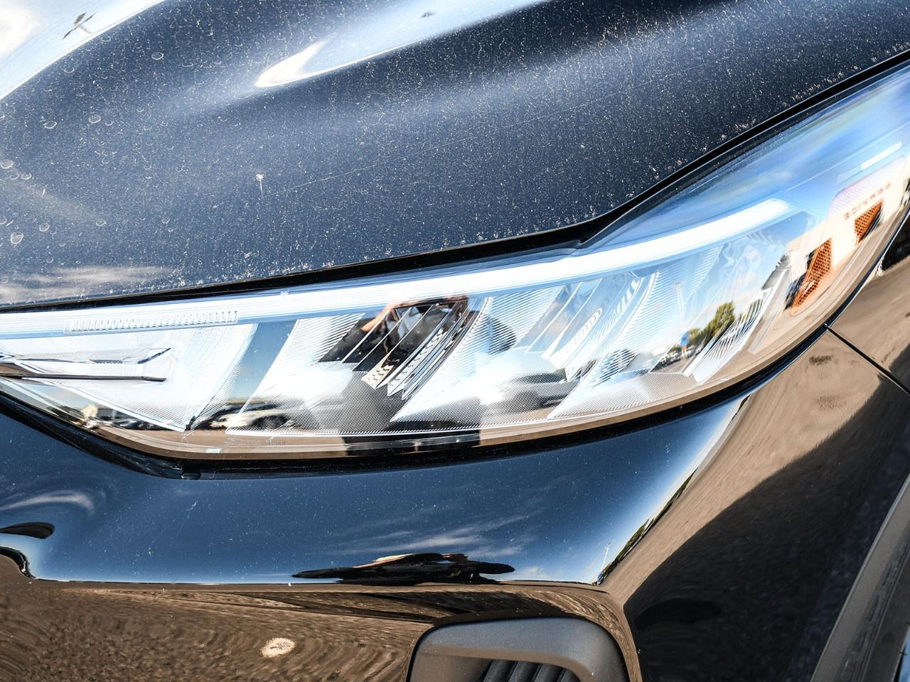 2025 Ford Escape ST-Line Select AWD Photo