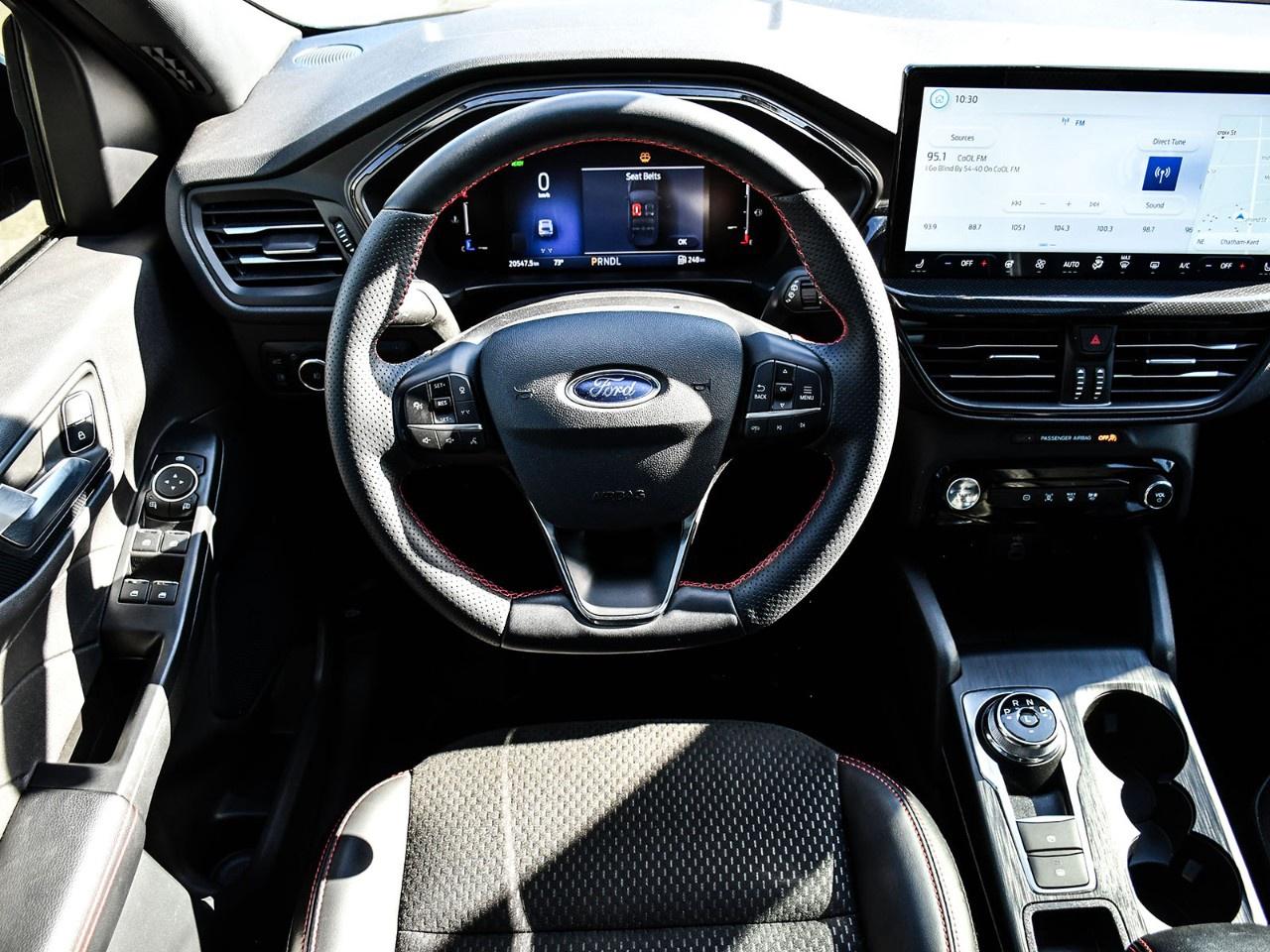 2025 Ford Escape ST-Line Select AWD Photo