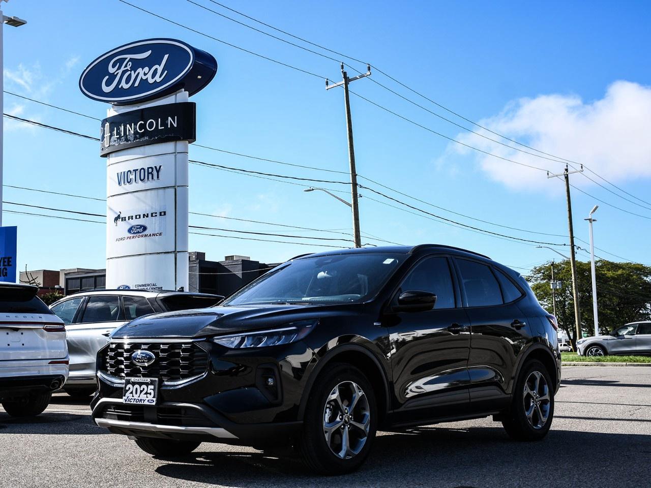 2025 Ford Escape ST-Line Select AWD Photo