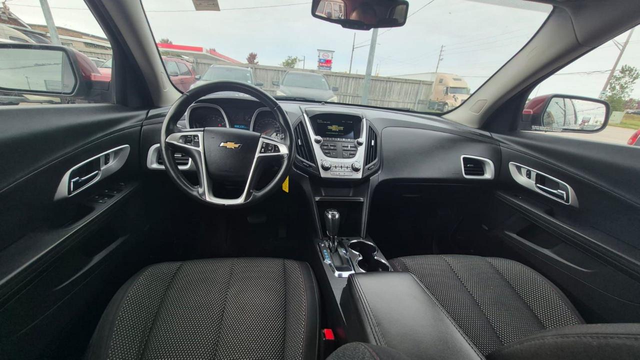 2017 Chevrolet Equinox LT, ALLOYS, RUNS AND DRIVES GREAT, AS IS SPECIAL Photo