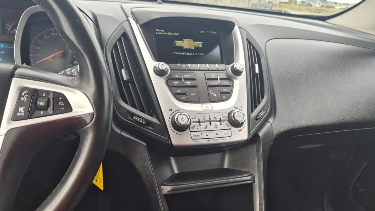 2017 Chevrolet Equinox LT, ALLOYS, RUNS AND DRIVES GREAT, AS IS SPECIAL Photo