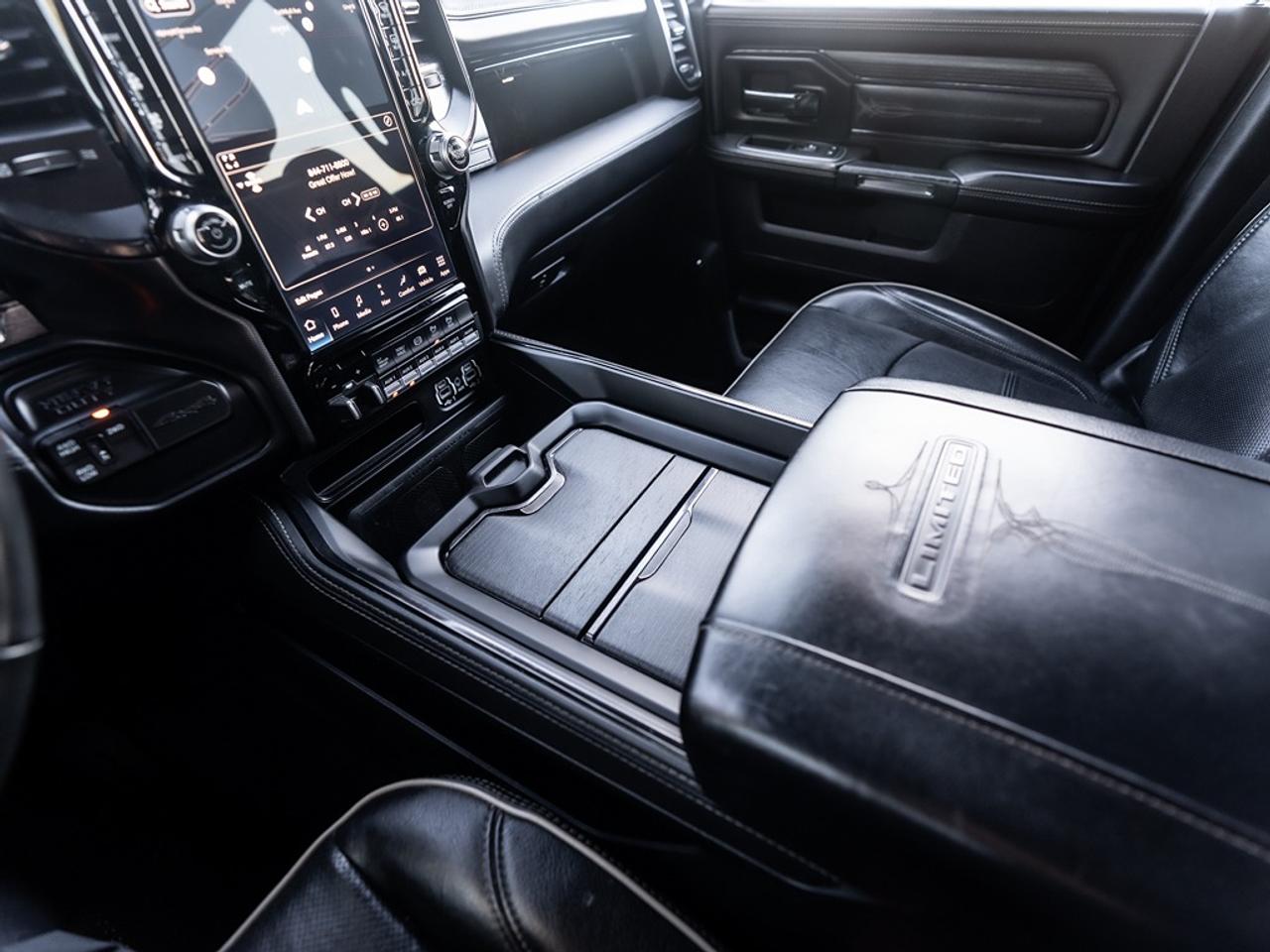 2023 RAM 2500 Limited 4x4 Crew Cab 6'4" Box Photo15