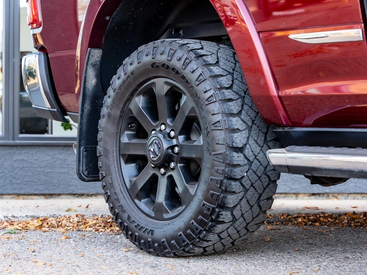 2023 RAM 2500 Limited 4x4 Crew Cab 6'4" Box Photo24