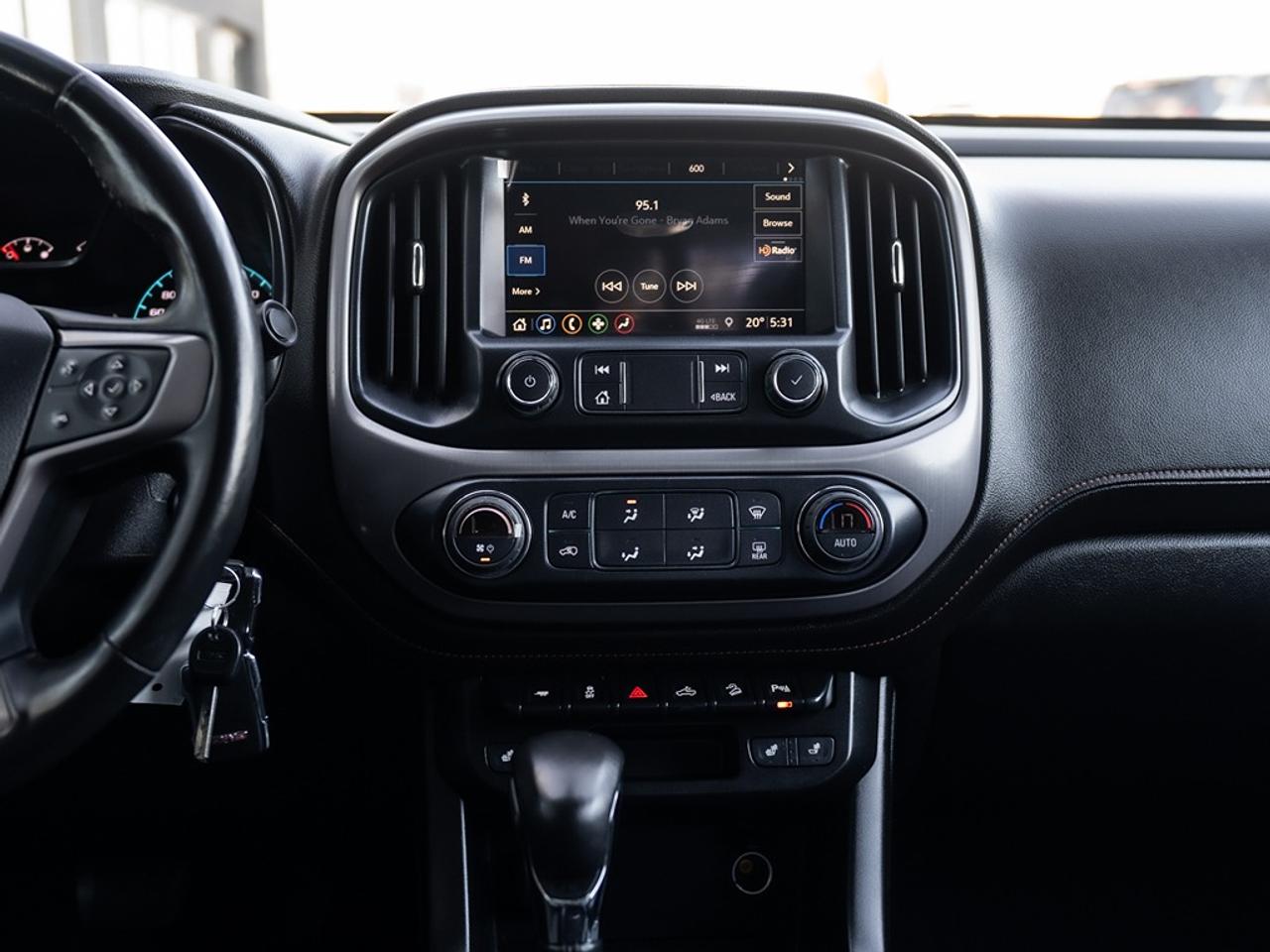 2022 GMC Canyon 4WD AT4 w/Leather Photo8