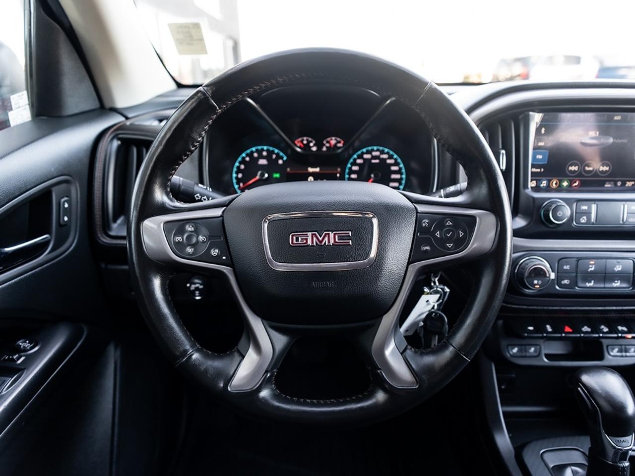 2022 GMC Canyon 4WD AT4 w/Leather Photo30