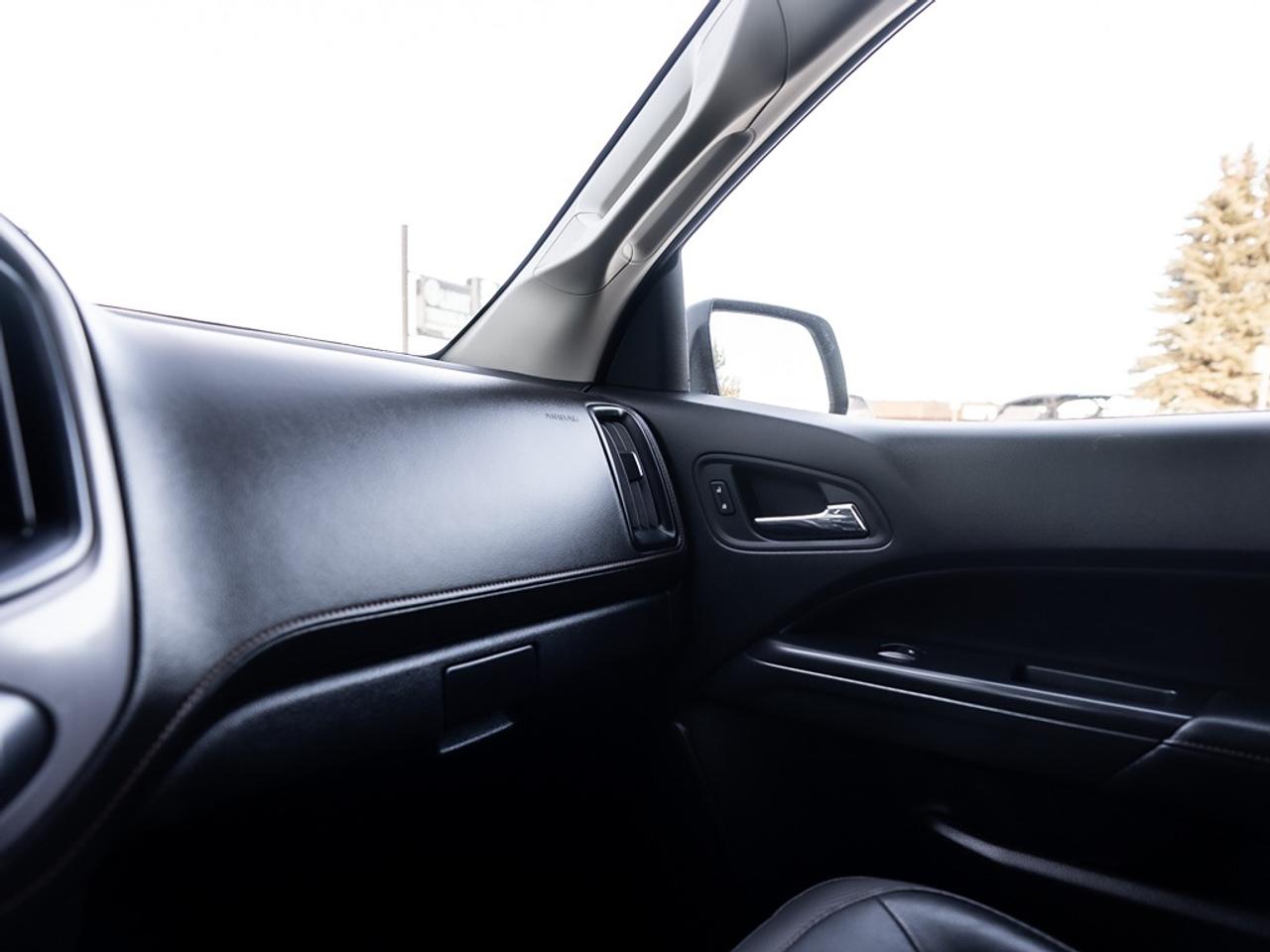 2022 GMC Canyon 4WD AT4 w/Leather Photo33