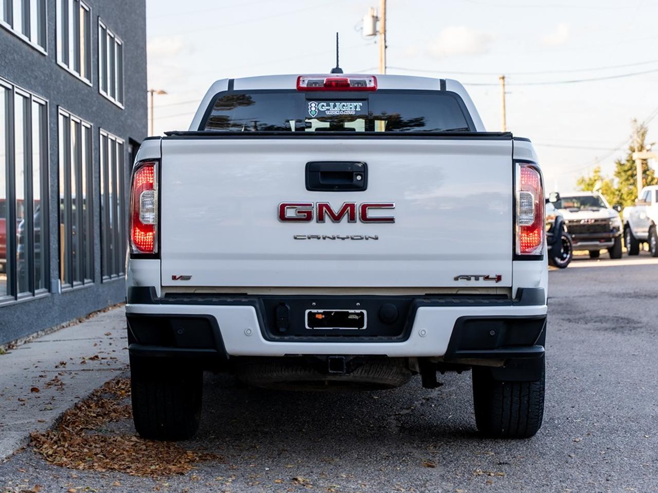 2022 GMC Canyon 4WD AT4 w/Leather Photo6
