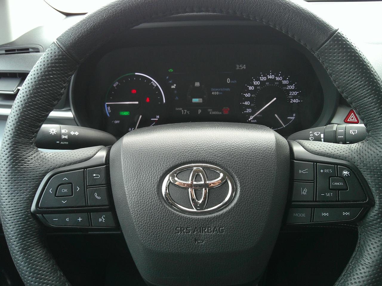 2025 Toyota Sienna LE Photo
