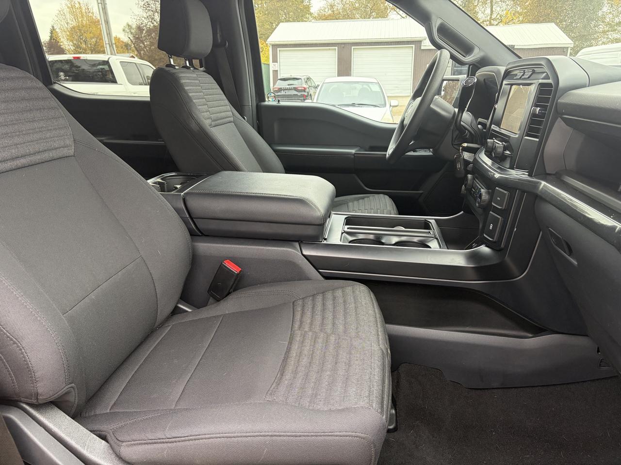 2023 Ford F-150 STX 4WD SuperCrew 5.5' Box Photo