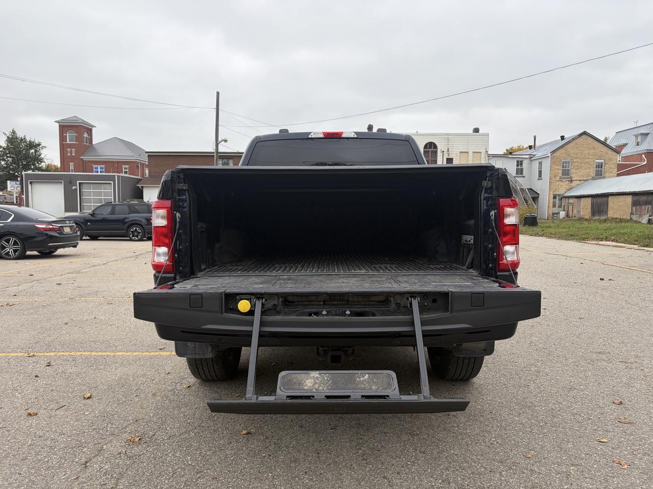 2023 Ford F-150 STX 4WD SuperCrew 5.5' Box Photo