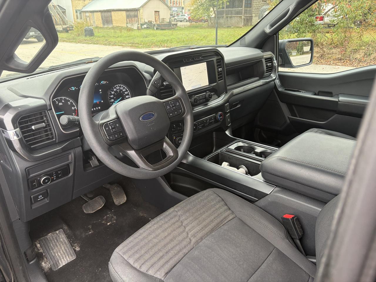 2023 Ford F-150 STX 4WD SuperCrew 5.5' Box Photo