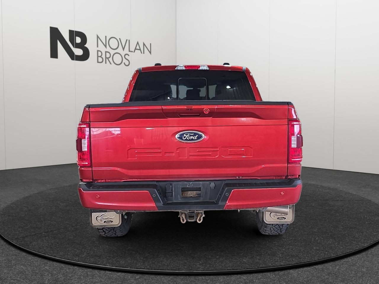 2023 Ford F-150 XLT Photo3