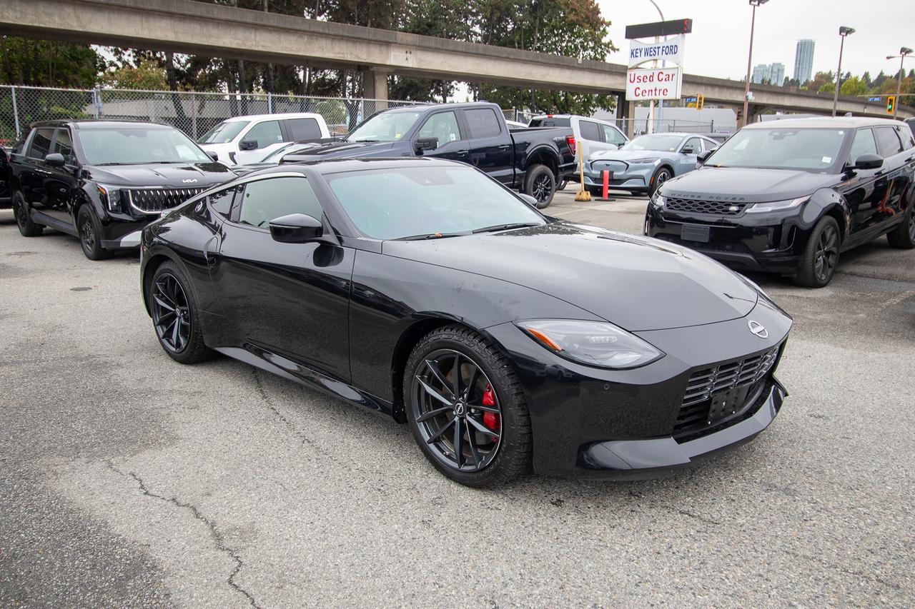 2023 Nissan Z  Photo3